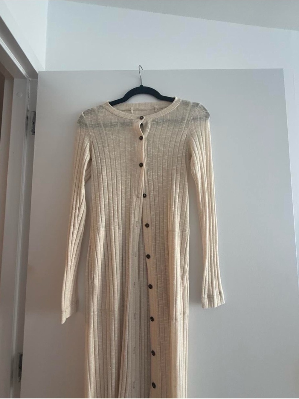 Free People Cream Ribbed V‑Neck Midi Dress and Matching Long Cardigan - Picture 3 of 4